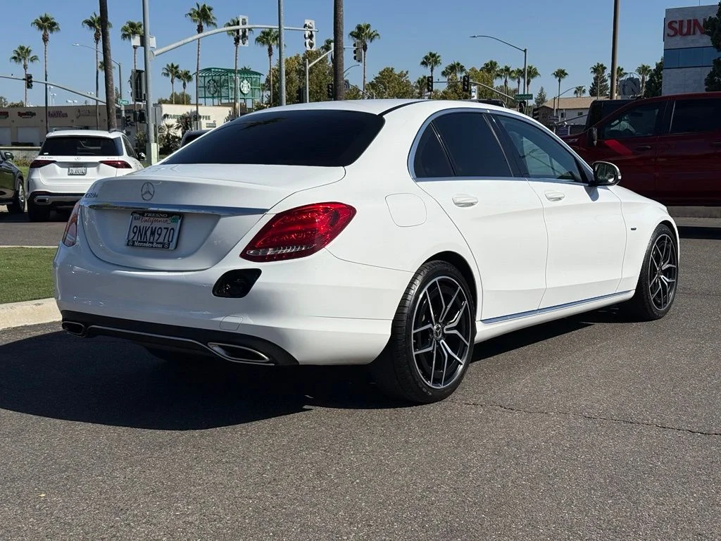 Used 2018  Mercedes-Benz C 350e image 8