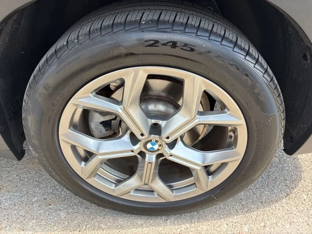 Certified Used 2024 Phytonic Blue Metallic BMW xDrive30i image 14