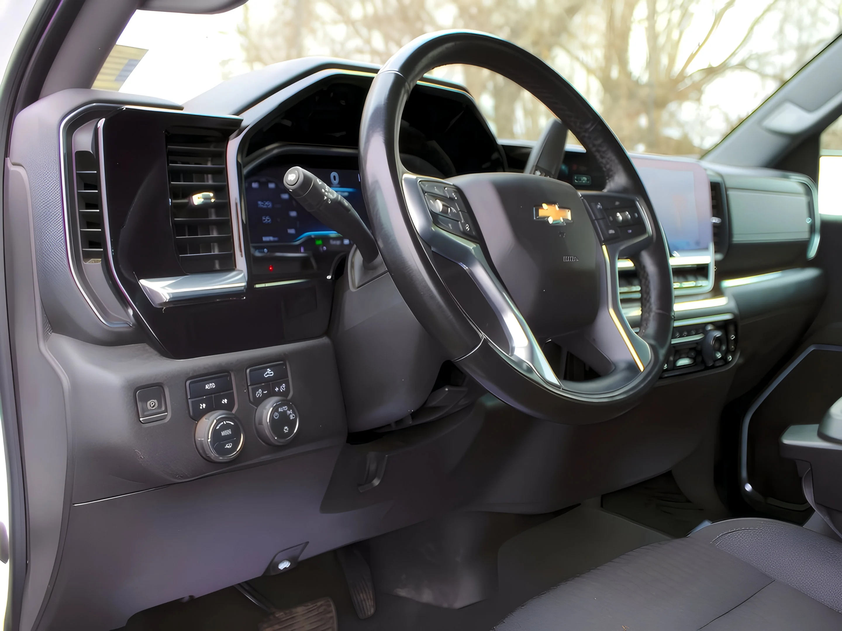 Used 2023 Summit White Chevrolet LT image 14