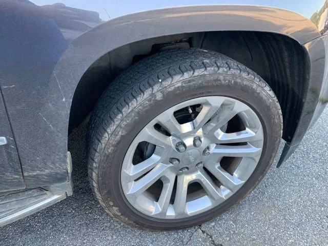 Used 2018 Gray GMC SLT image 9