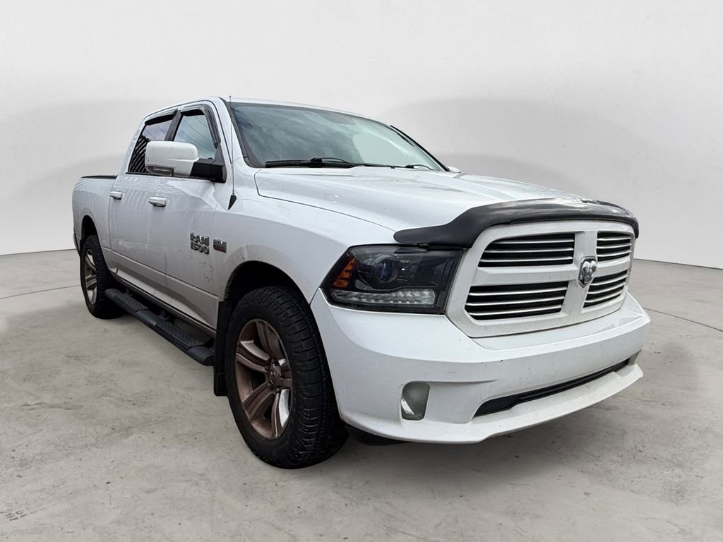 Used 2015 White Ram Sport image 4
