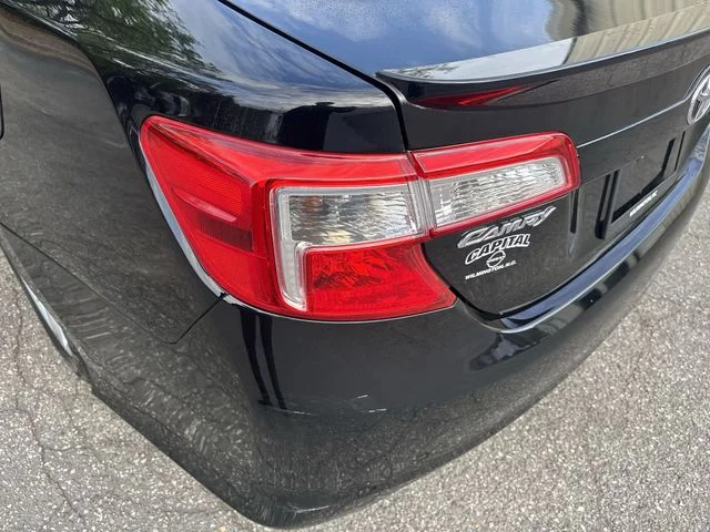 Used 2013 Black Toyota SE image 31
