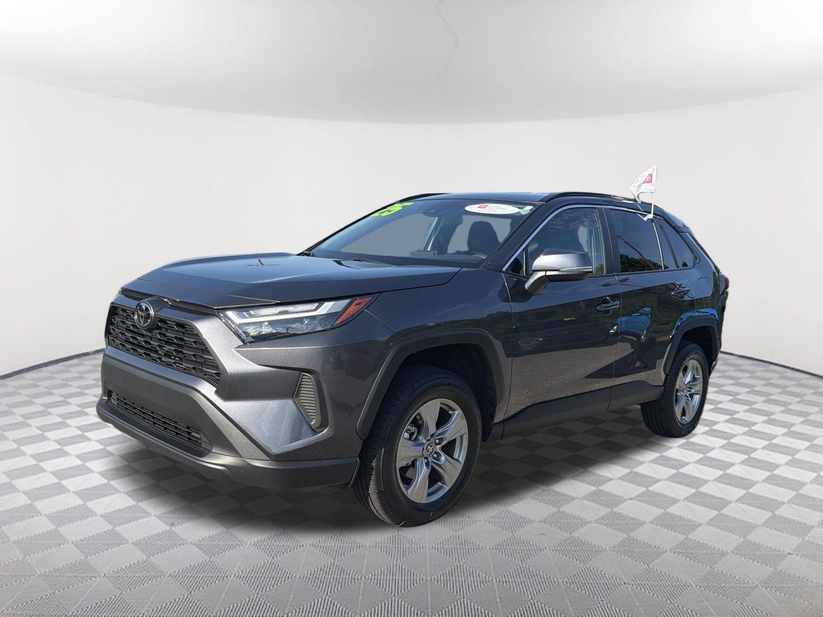 Certified Used 2025 Magnetic Gray Metallic Toyota XLE image 3