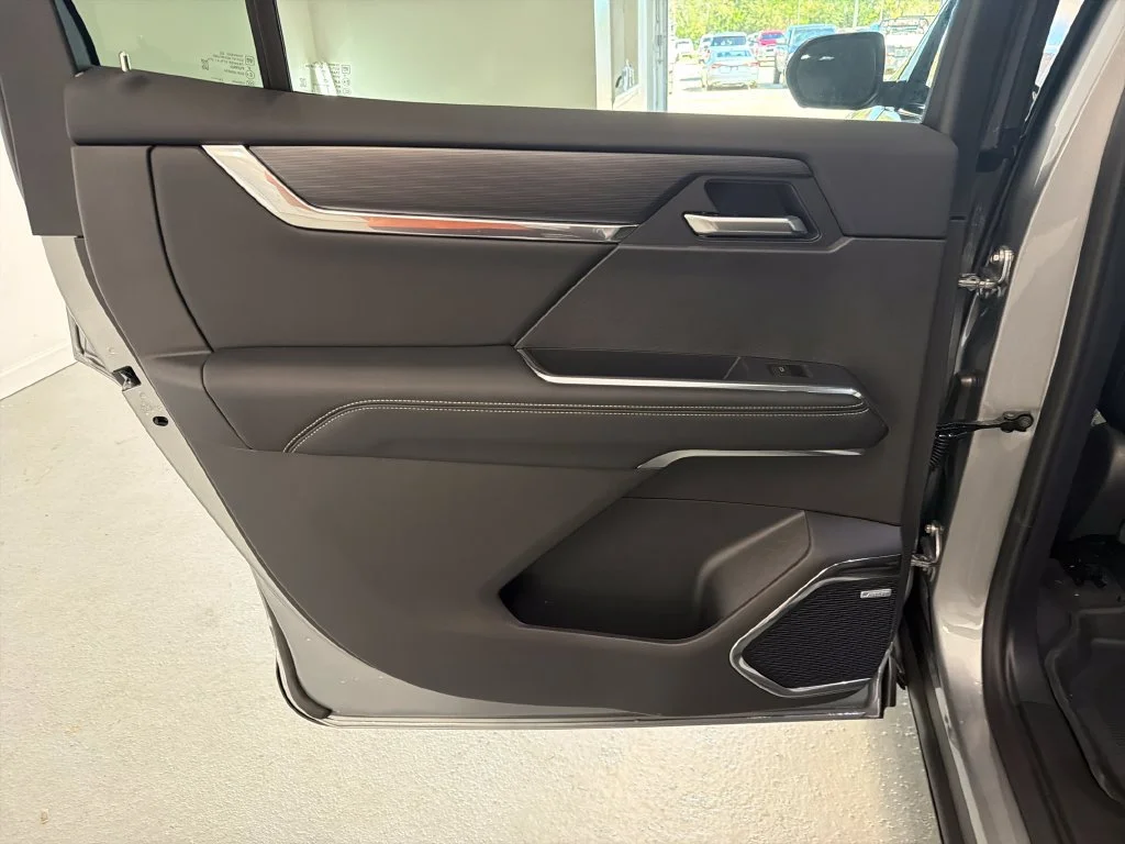New 2027 Sterling Metallic GMC Elevation image 9
