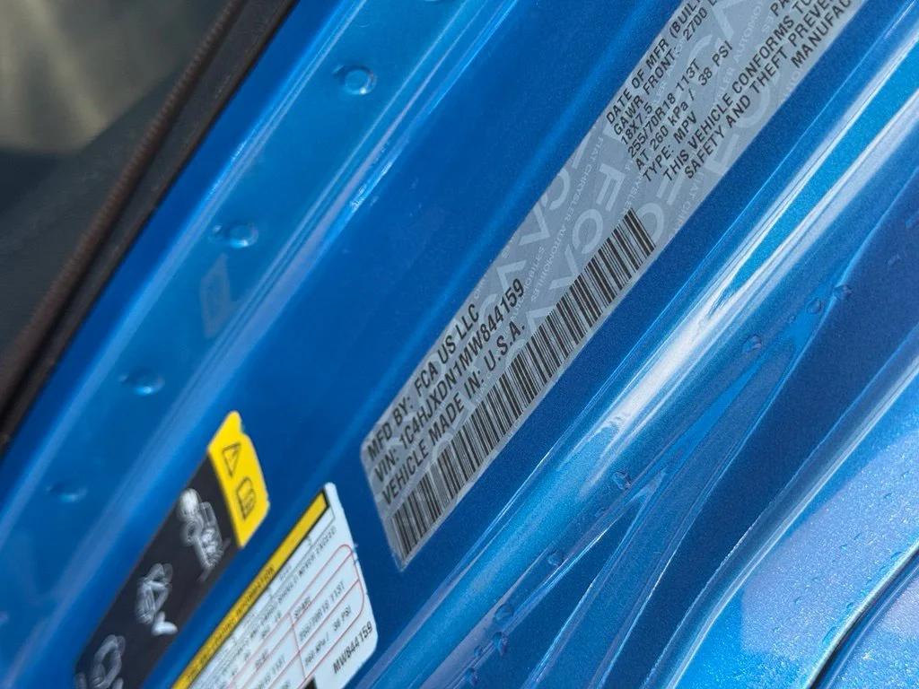 Used 2021 Blue Jeep Unlimited Sport Altitude image 10
