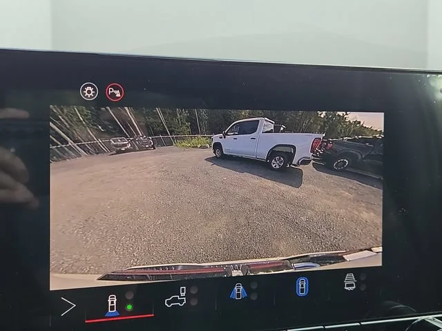 2026 GMC Canyon AT4 - Photo 7