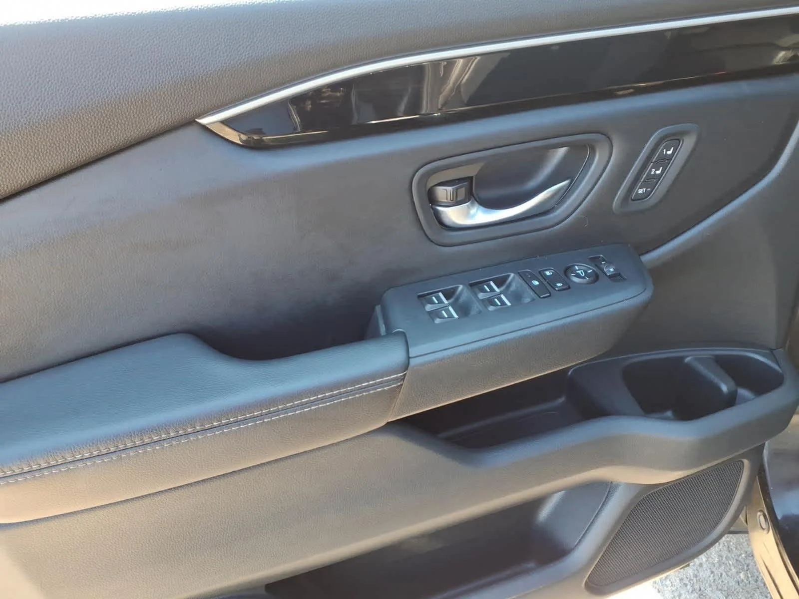 2024 Honda Pilot Touring - Photo 16