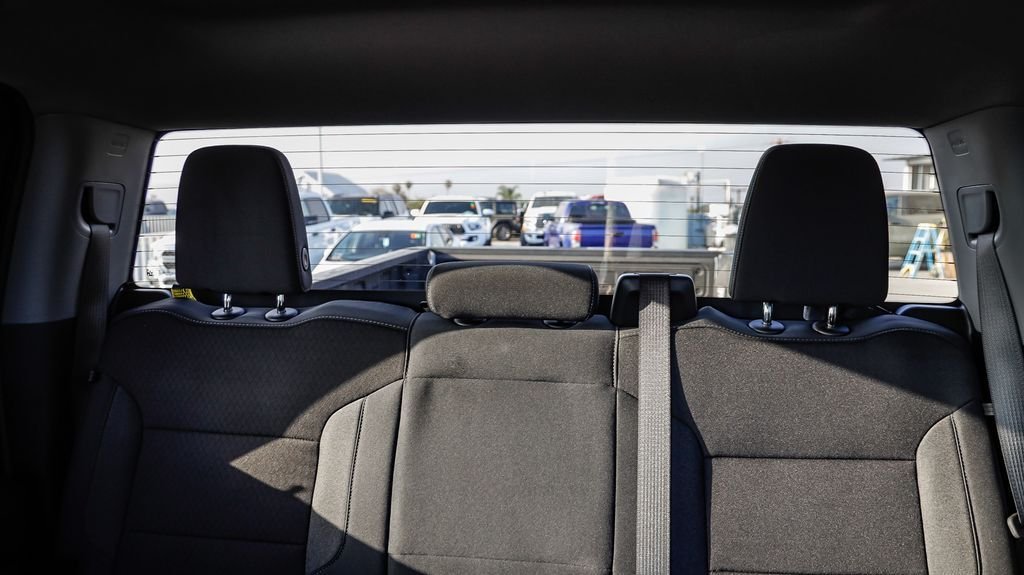 Used 2025 Summit White Chevrolet Custom image 26