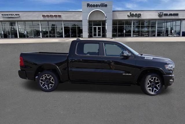 New 2026 Diamond Black Crystal Pearl-Coat Exterior Paint RAM Laramie image 2