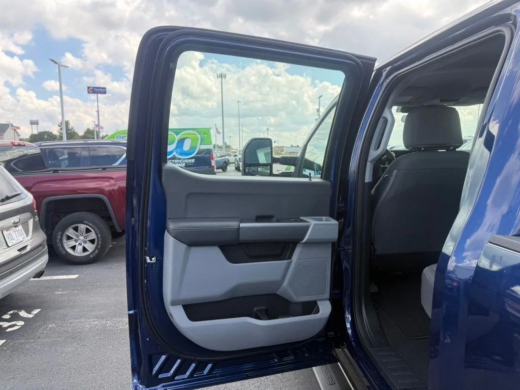 New 2027 Neptune Blue Ford F-250® XL image 34