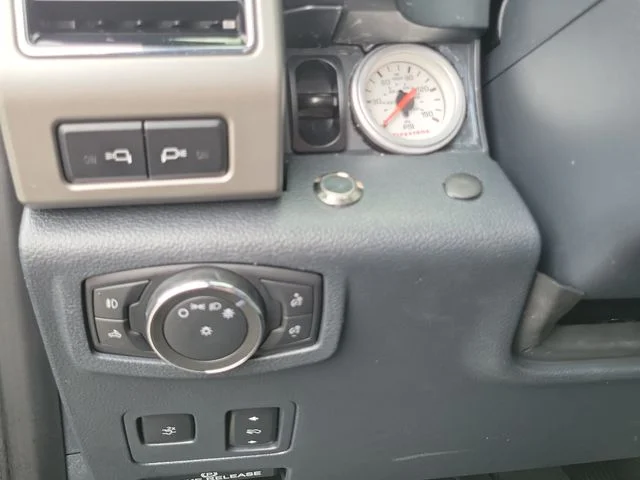 Certified Used 2022 Silver Metallic Ford Lariat image 39