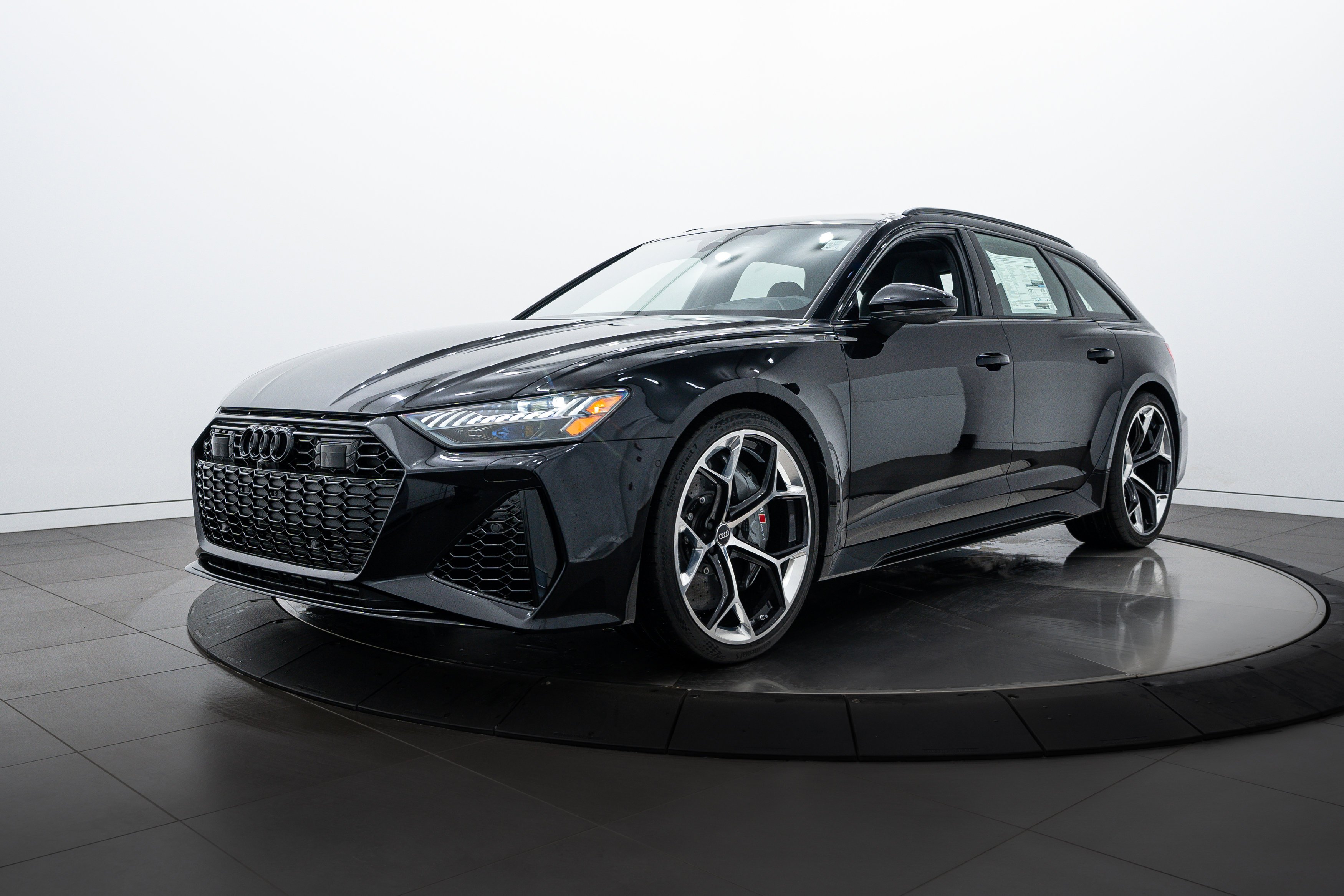 2025 Audi RS 6 Avant Base - Photo 6