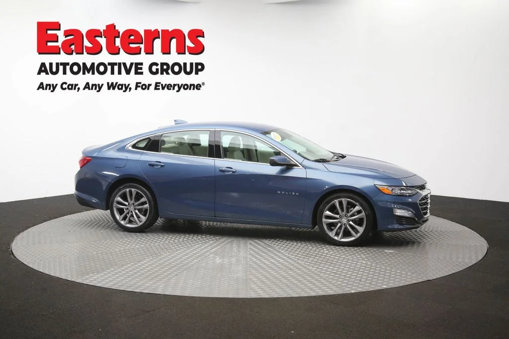 Used 2024 Blue Chevrolet LT image 46