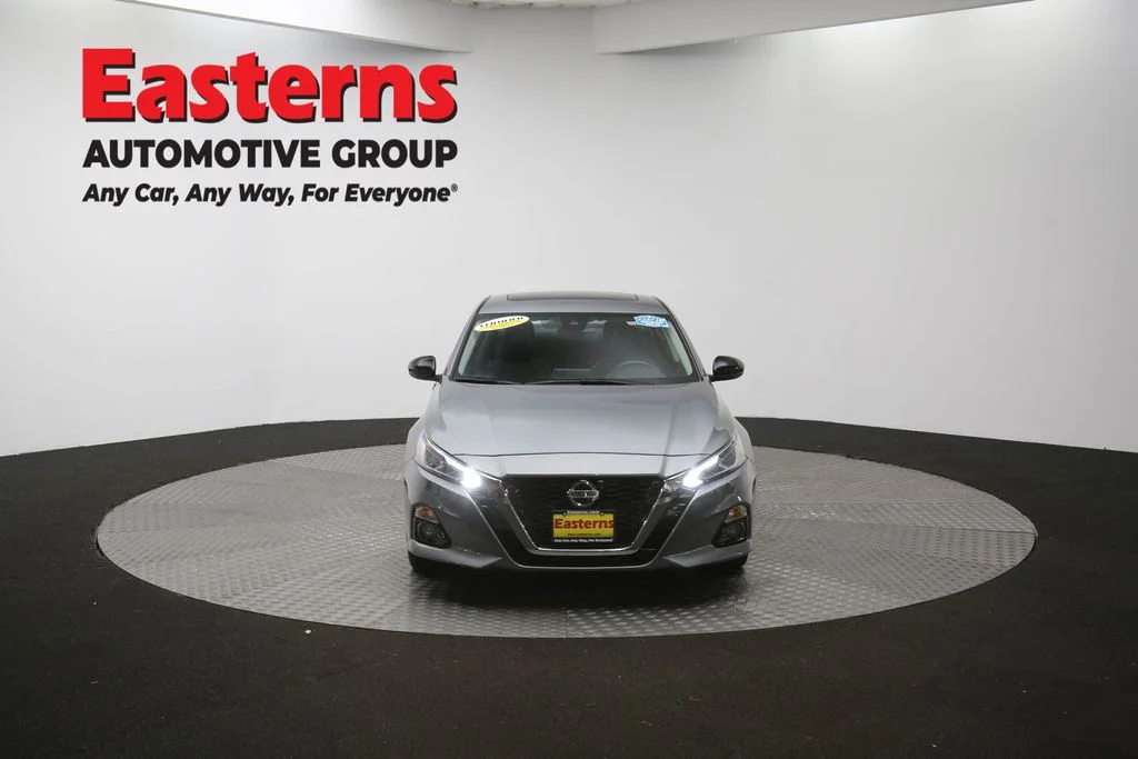 Used 2022 Gray Nissan 2.5 SR image 50
