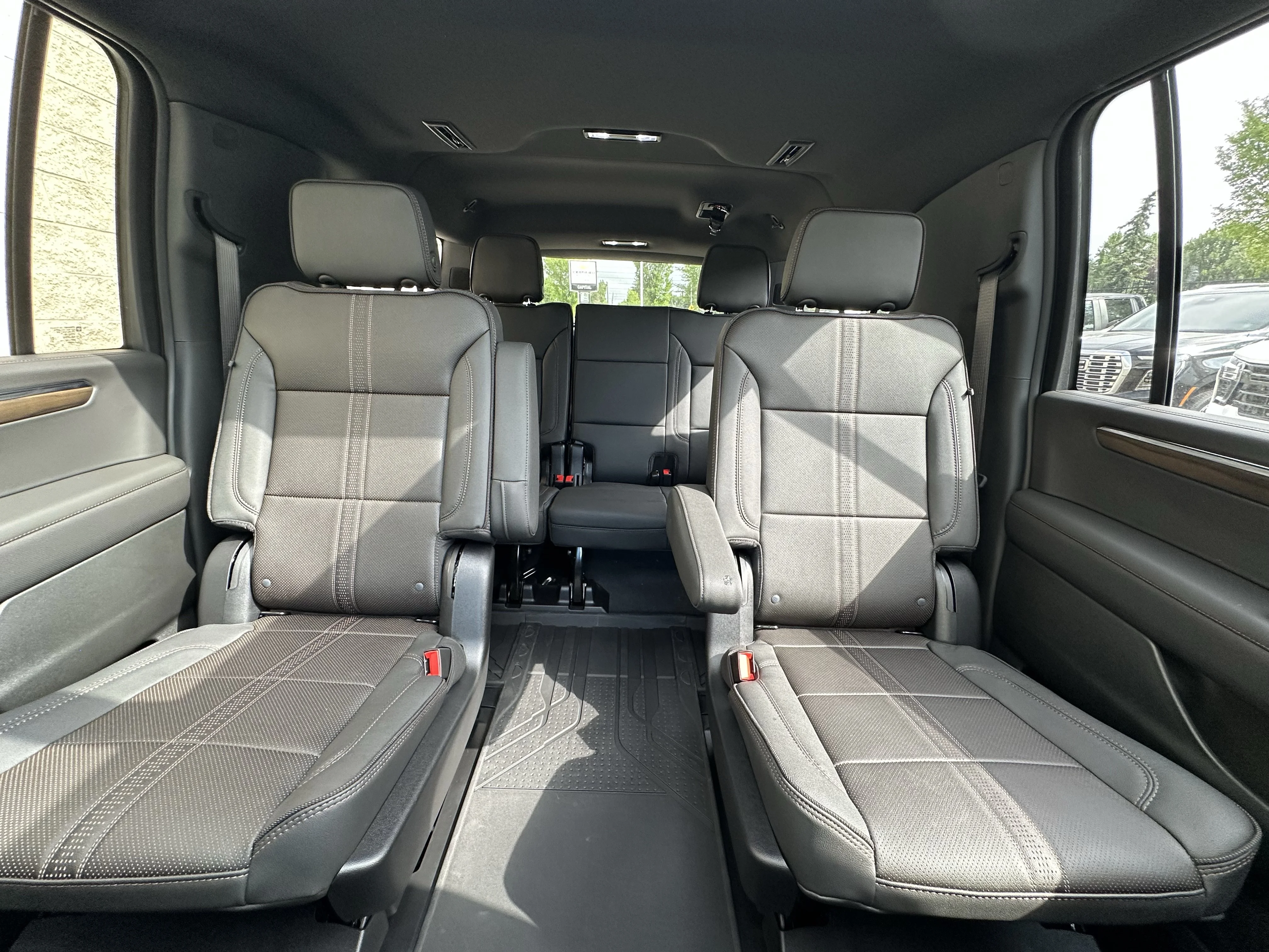 New 2026 Polar White Tricoat Chevrolet High Country image 23