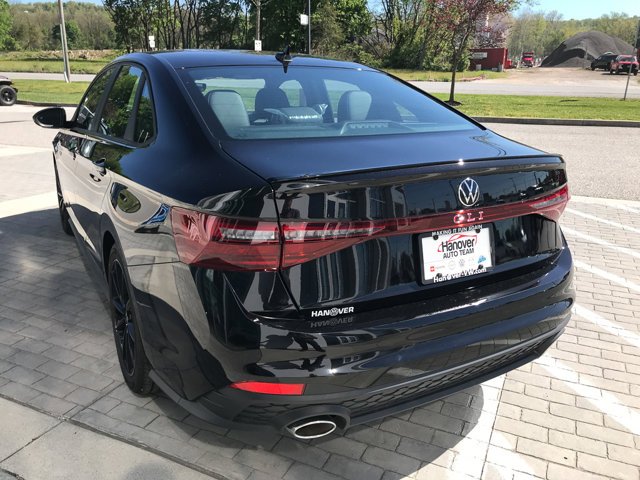 New 2026 Deep Black Pearl Volkswagen Autobahn image 6