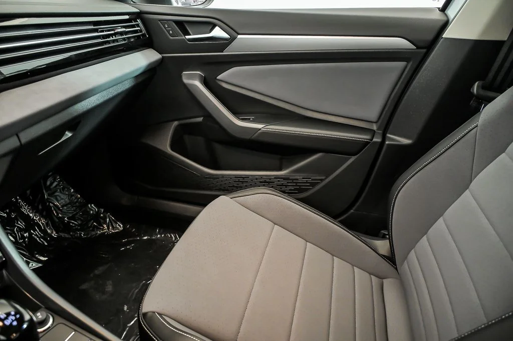 New 2026 Gray Volkswagen 1.5T SE image 17