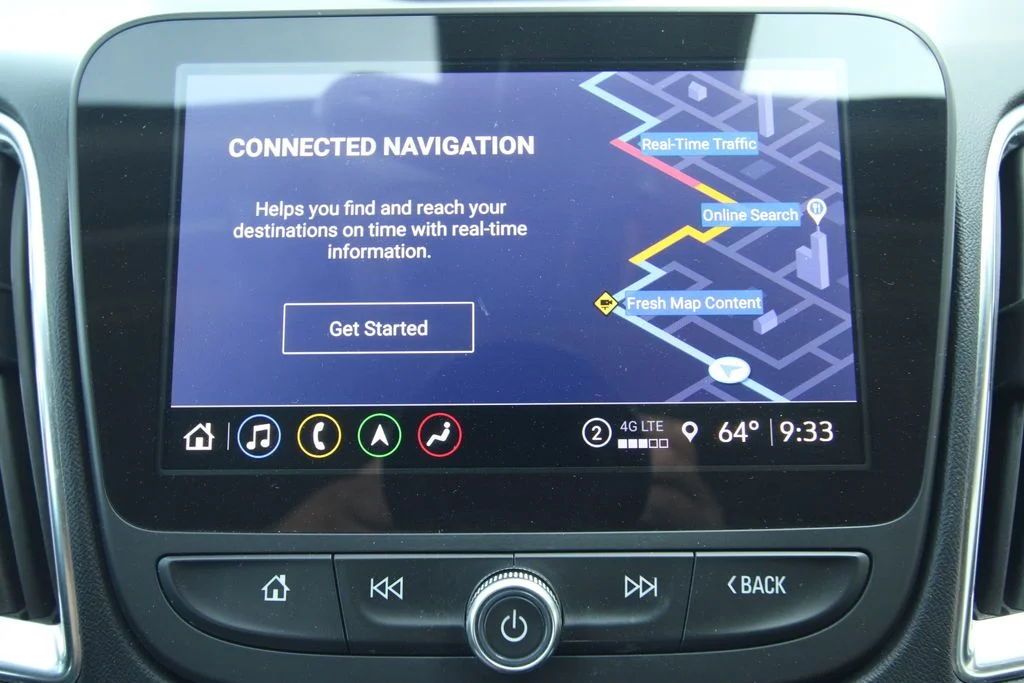 Used 2024 White Chevrolet LT image 12