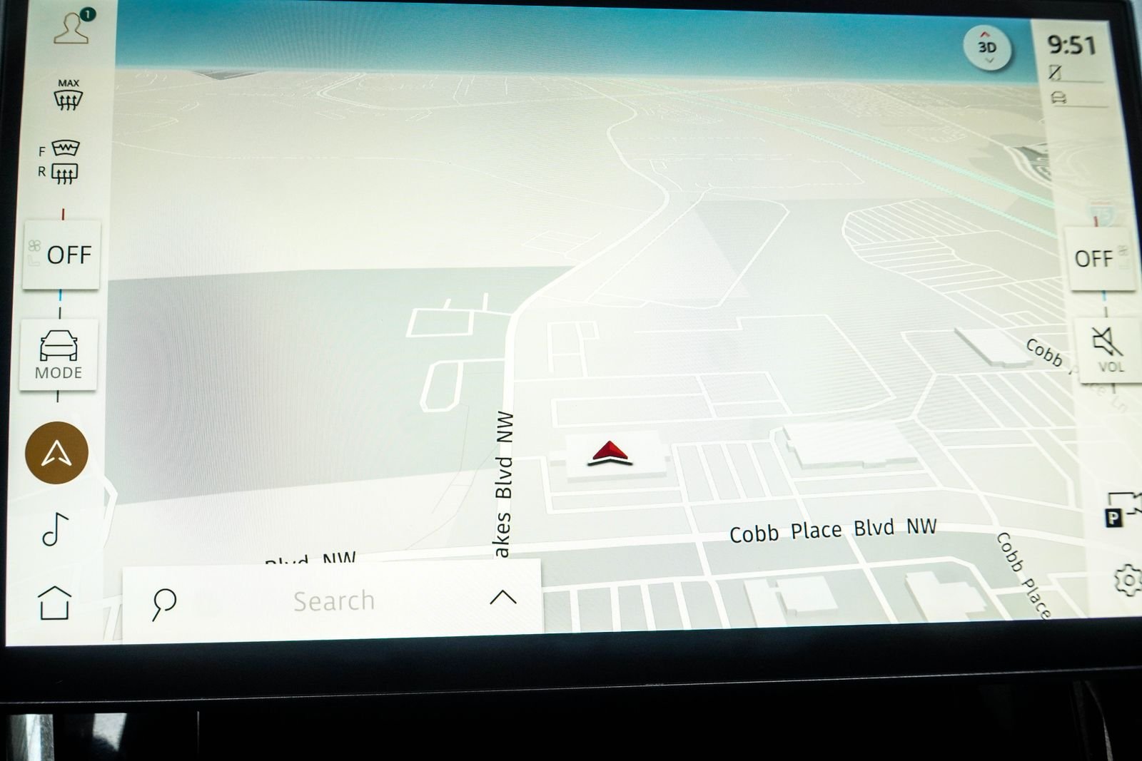 Used 2024 White Land Rover Dynamic SE image 21
