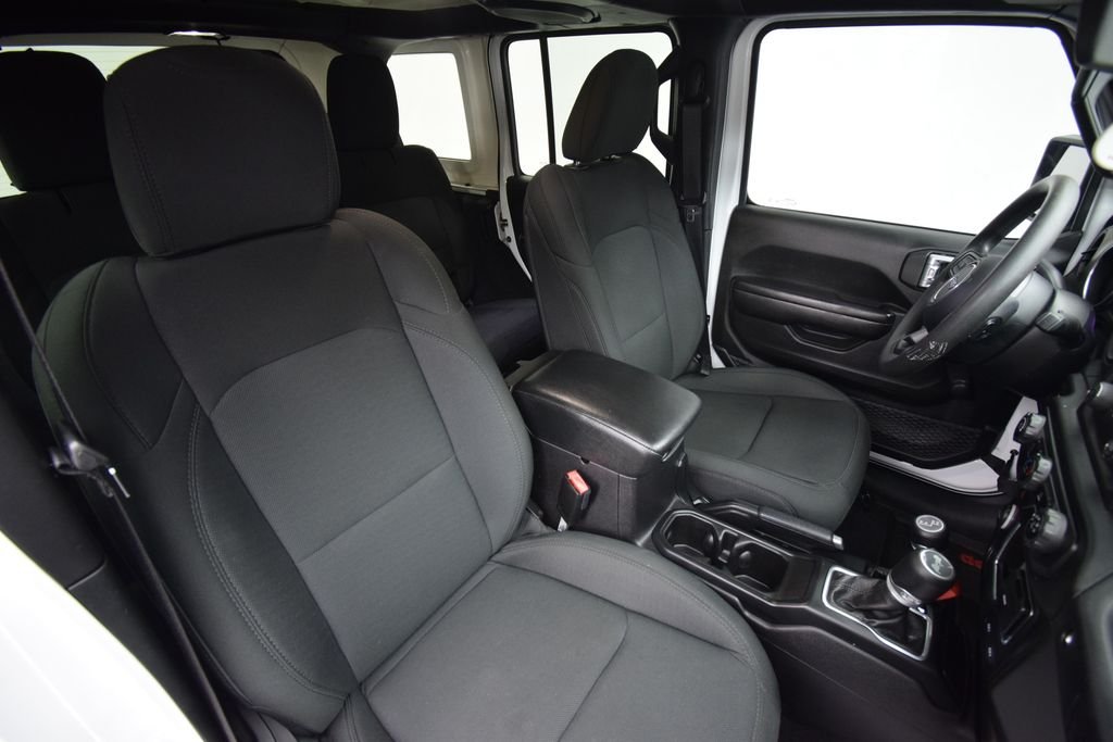 Used 2021 Bright White Clearcoat Jeep Unlimited Sport image 16