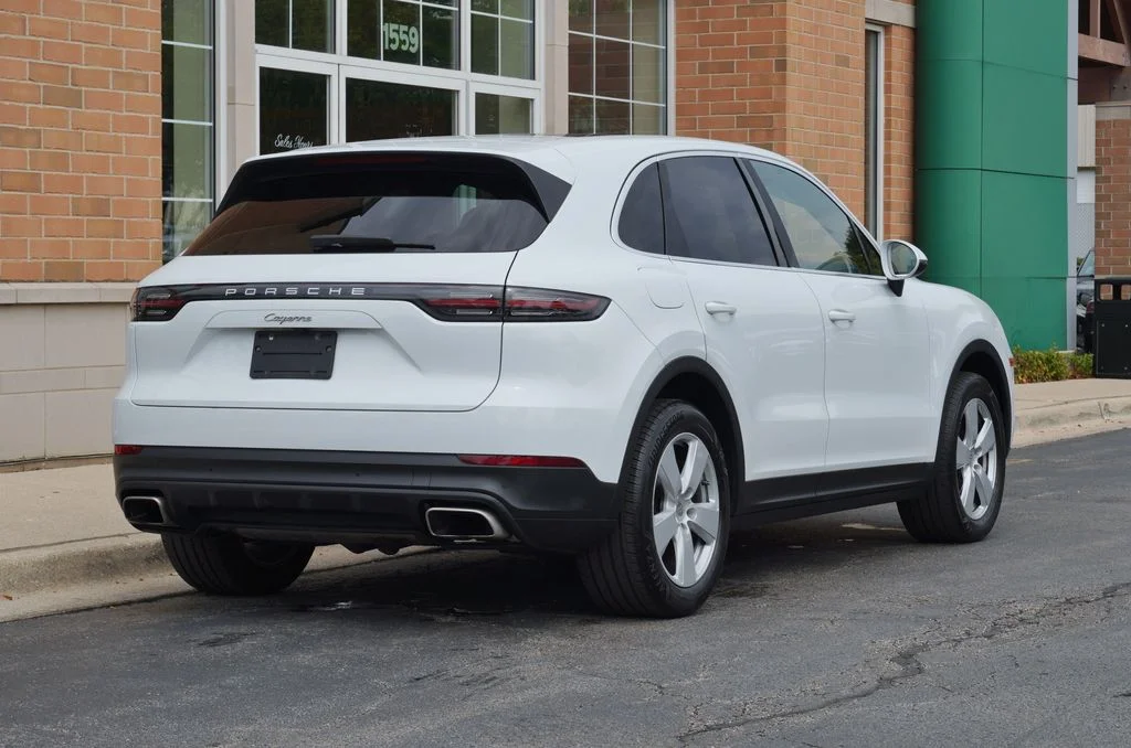 Used 2019 White Porsche Base image 5