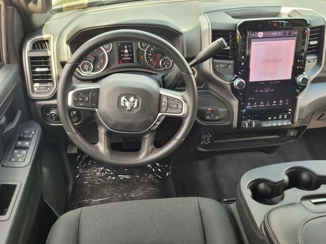 2025 RAM 2500 Tradesman - Photo 8