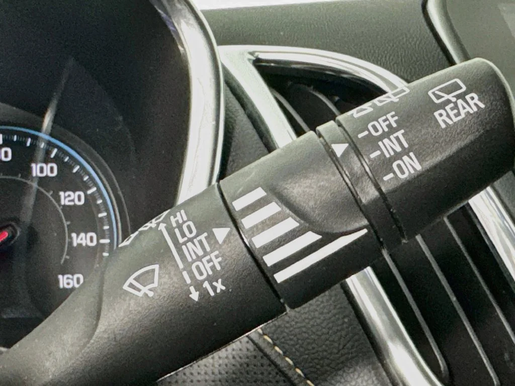 Used 2020 Iridescent Pearl Tricoat Chevrolet Premier image 13
