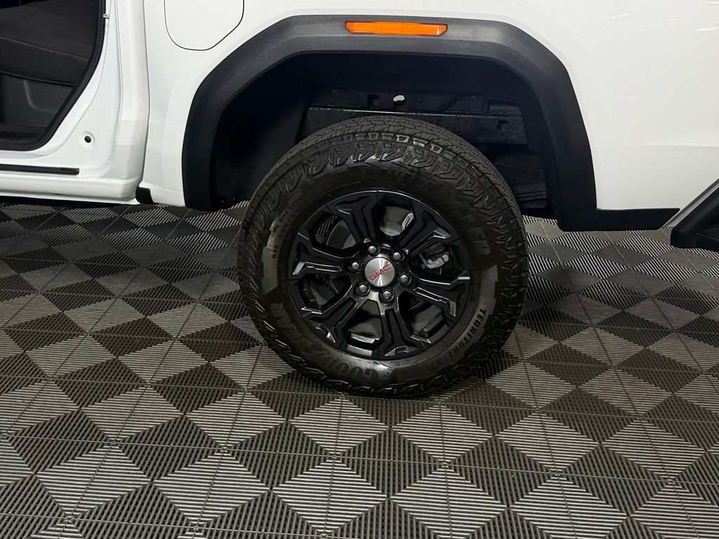 Certified Used 2024 White GMC Elevation image 14