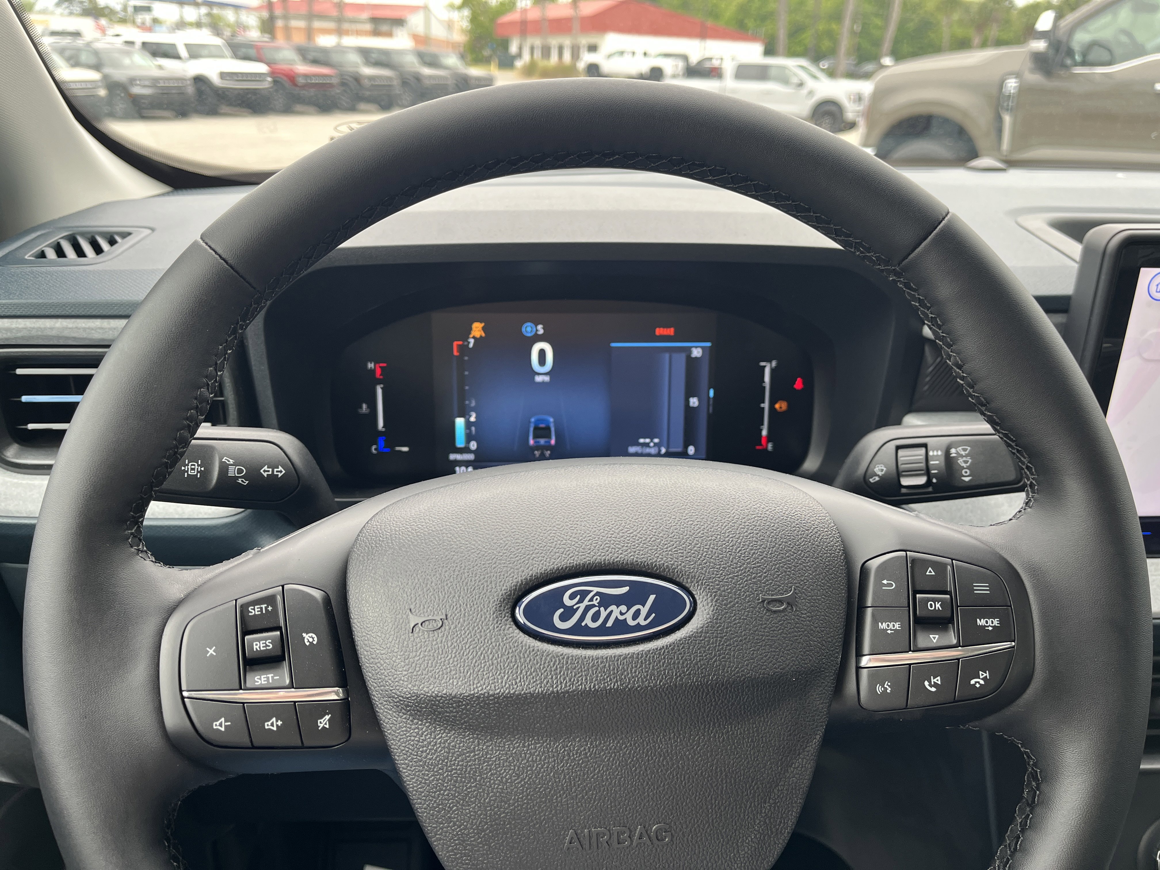 New 2026 Carbonized Gray Metallic Ford XLT image 15