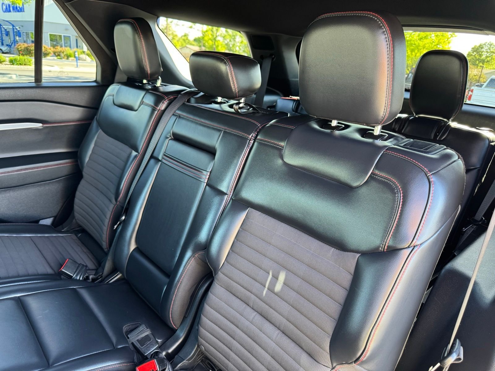 Used 2025 Gray Metallic Ford ST-Line image 27