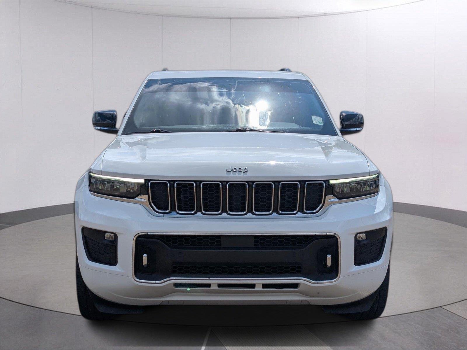 Used 2023 Bright White Clearcoat Jeep Overland image 8