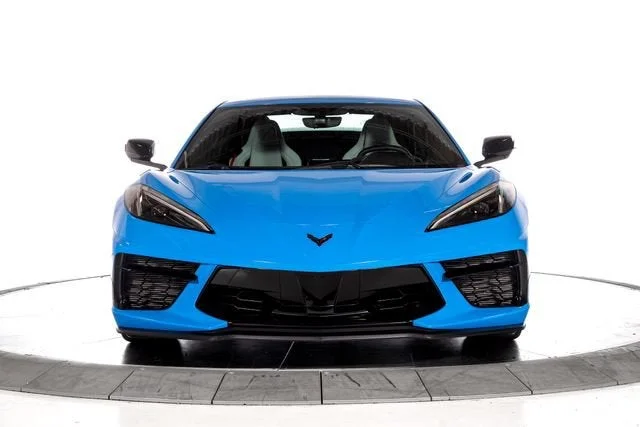 Used 2021 Rapid Blue Chevrolet Stingray image 9