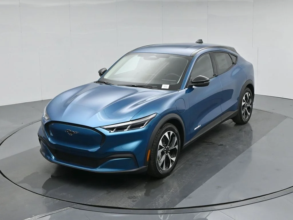 New 2026 Adriatic Blue Metallic Ford Select image 34
