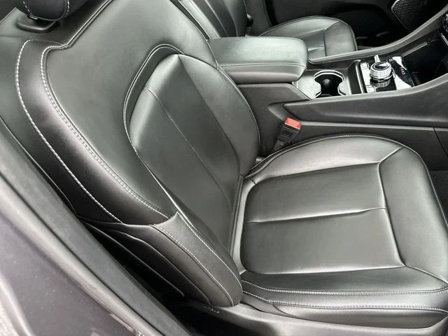 Used 2025 Gray Jeep 4xe image 28
