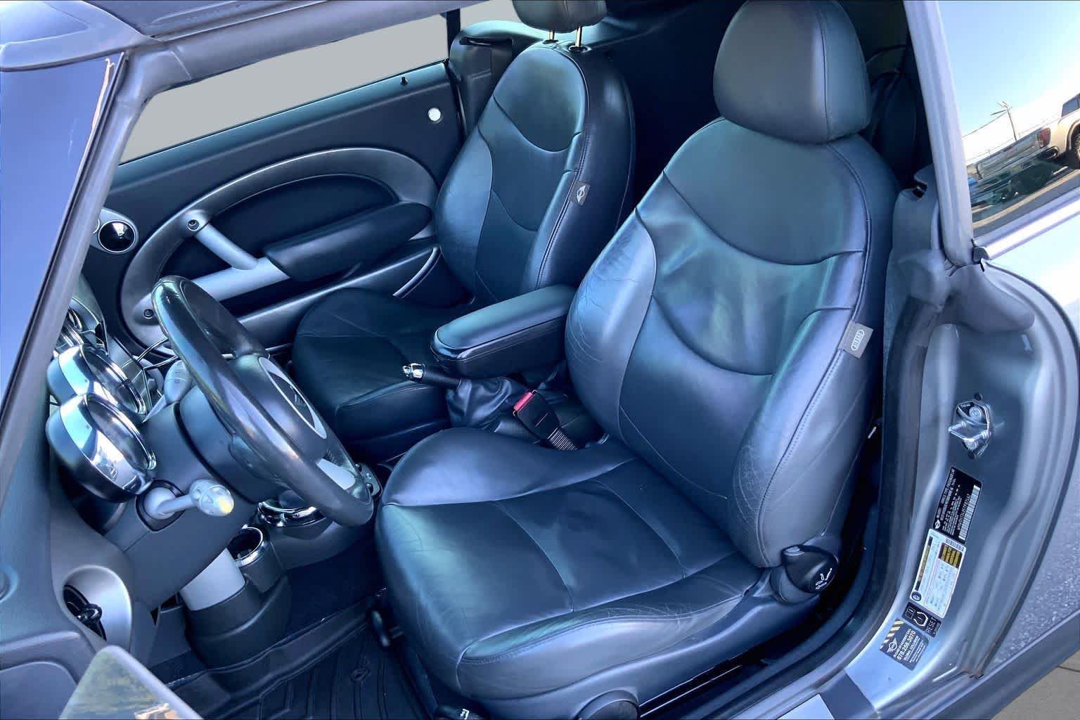 Used 2005 Dark Silver Metallic MINI S image 6