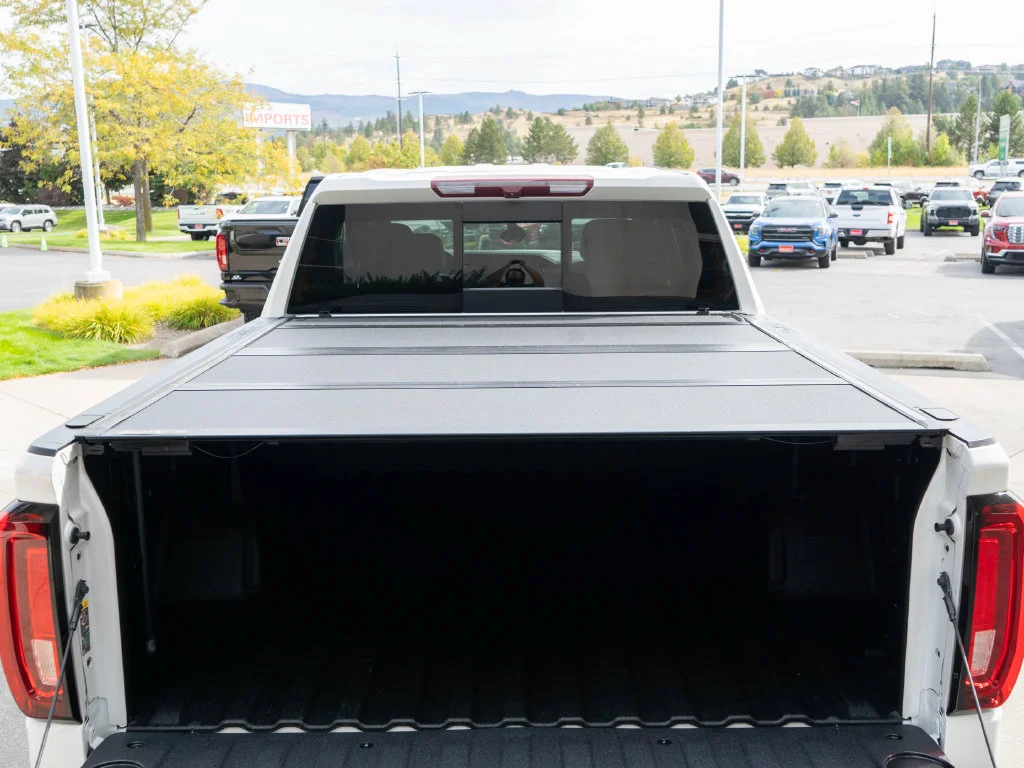 Used 2023 White GMC Denali image 38