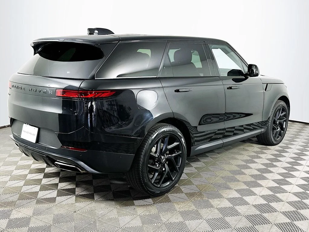 Certified Used 2024 Santorini Black Metallic Land Rover SE image 5