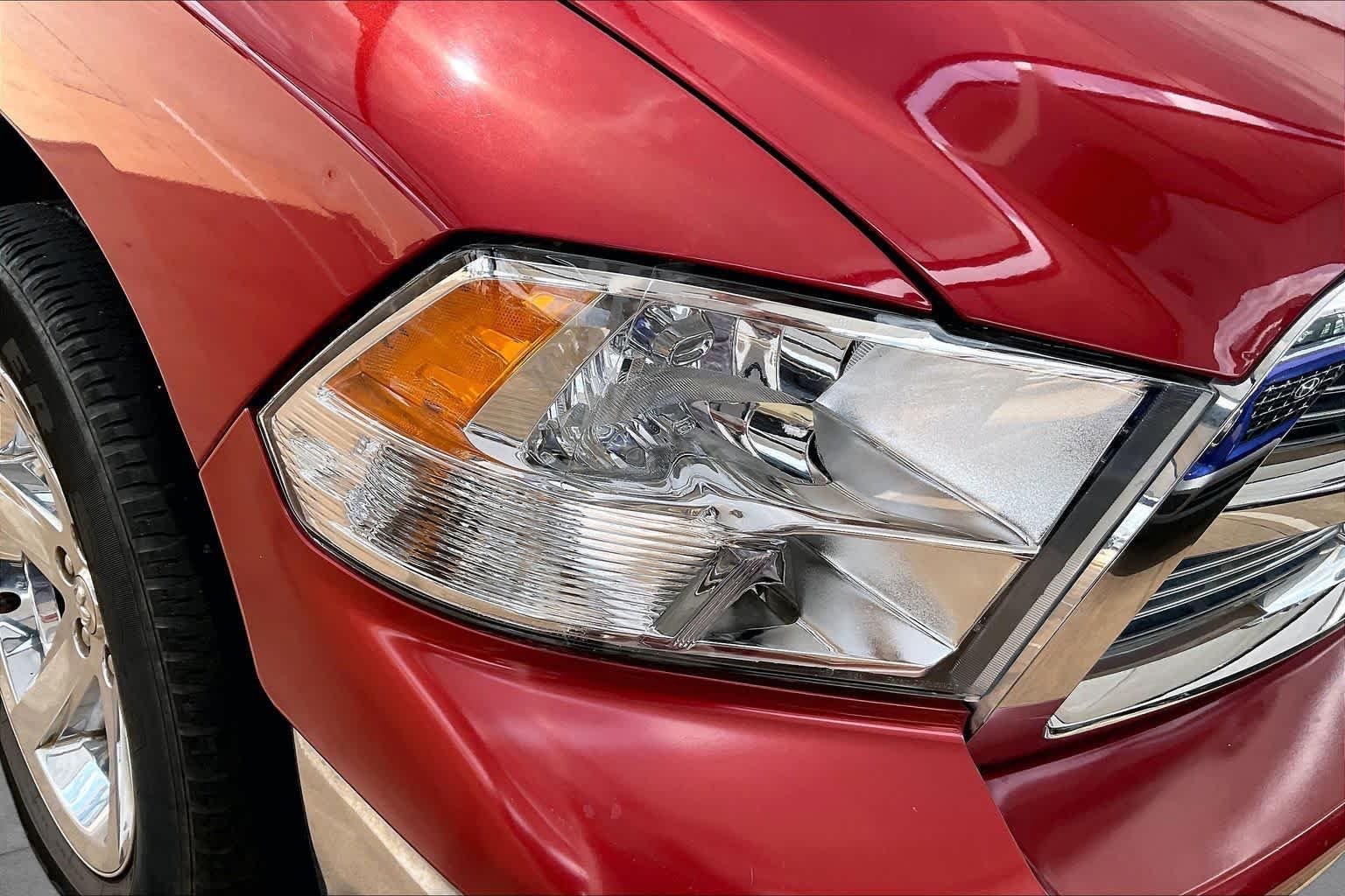 Used 2010 Inferno Red Crystal Pearl Dodge SLT image 25