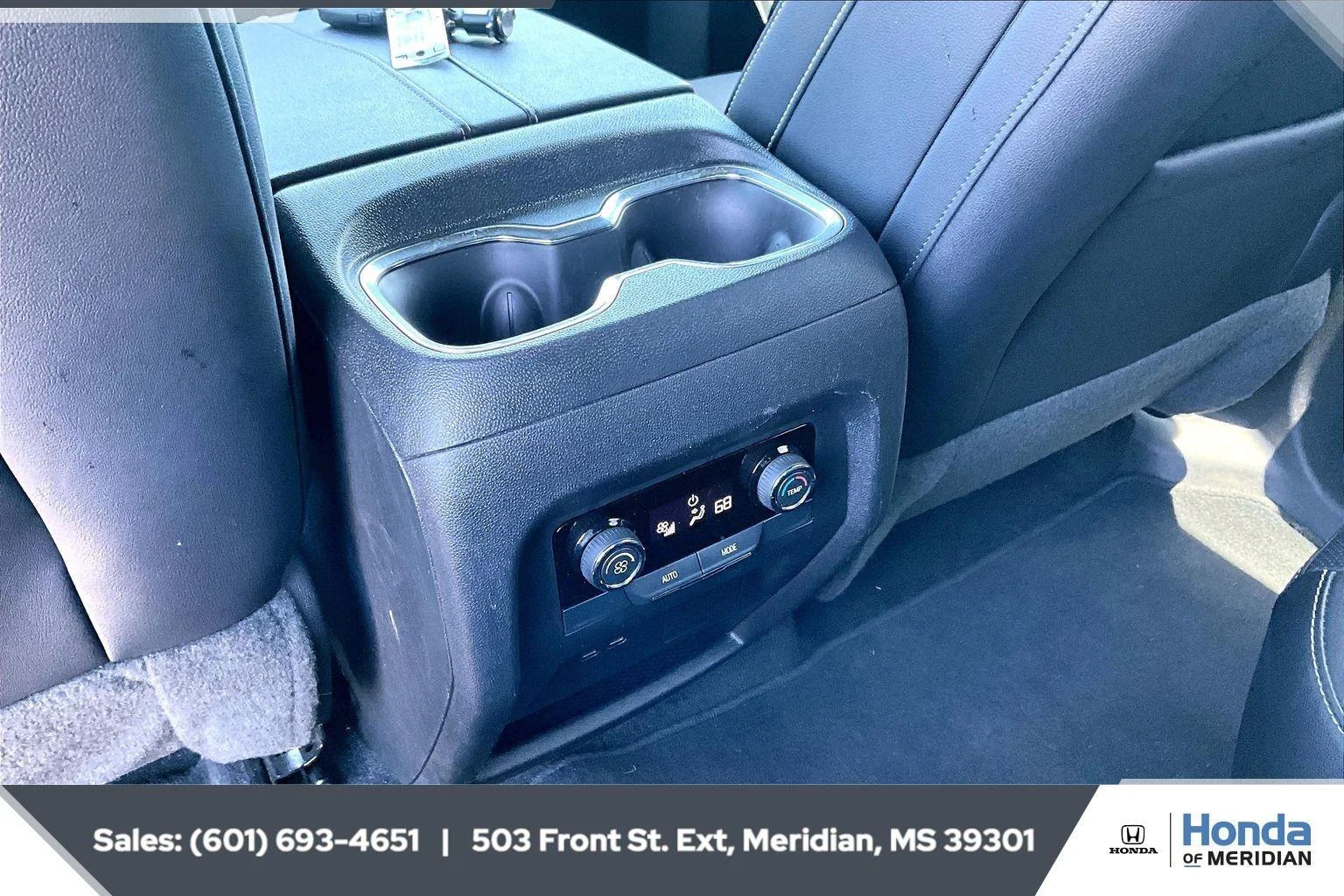 Used 2025 Mosaic Black Metallic Chevrolet AWD LT image 25