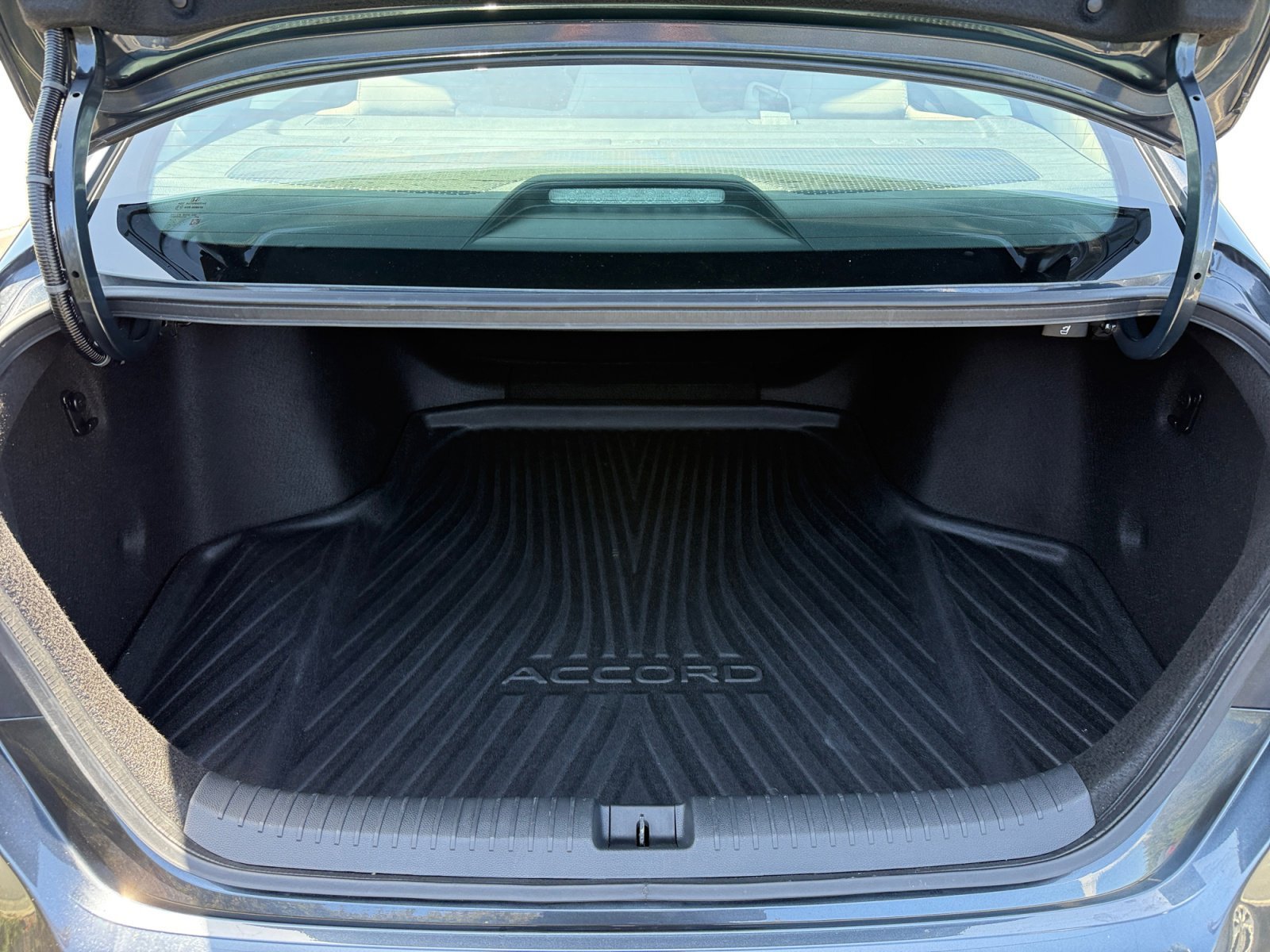 2024 Honda Accord LX - Photo 17