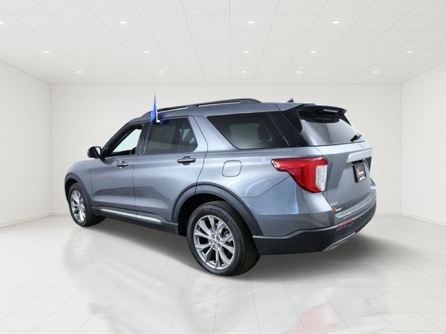 Certified Used 2024 Gray Ford XLT image 5
