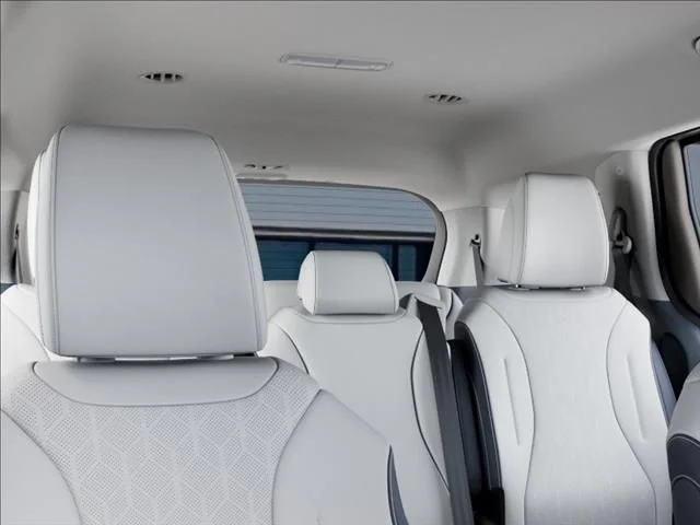 New 2026 White Kia EX image 27