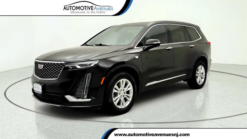 2022 Cadillac XT6 Luxury Auto 4WD's photo
