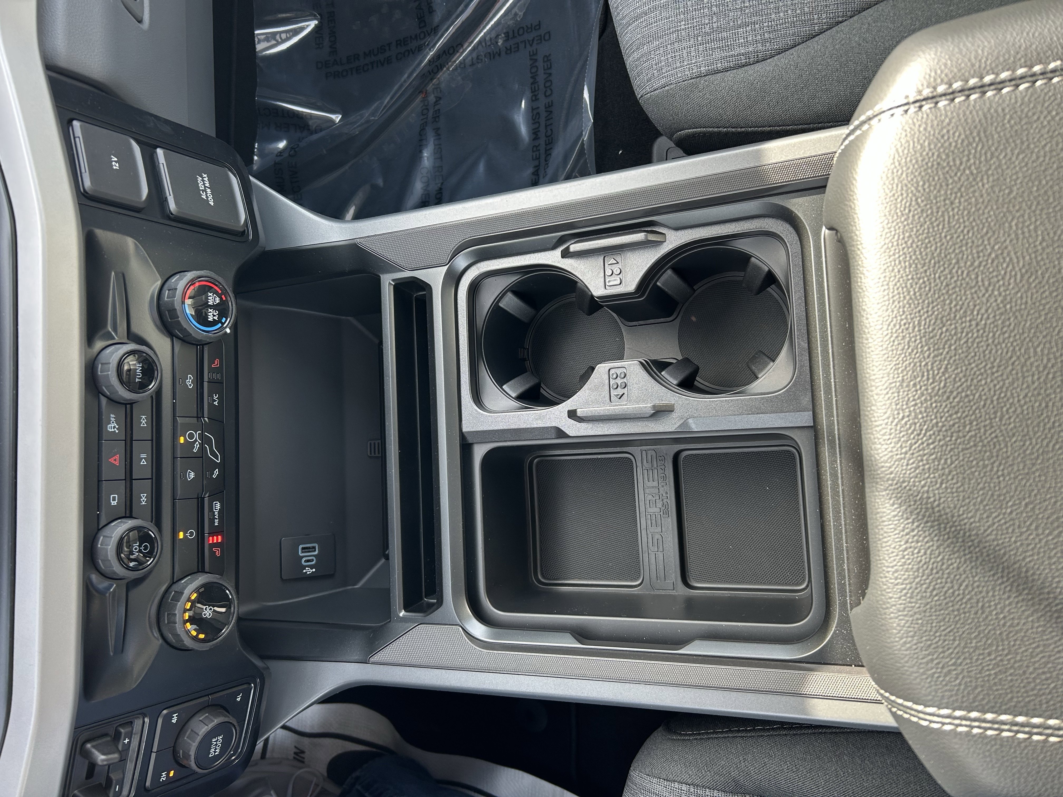 New 2026 AGATE BLACK Ford XLT image 21