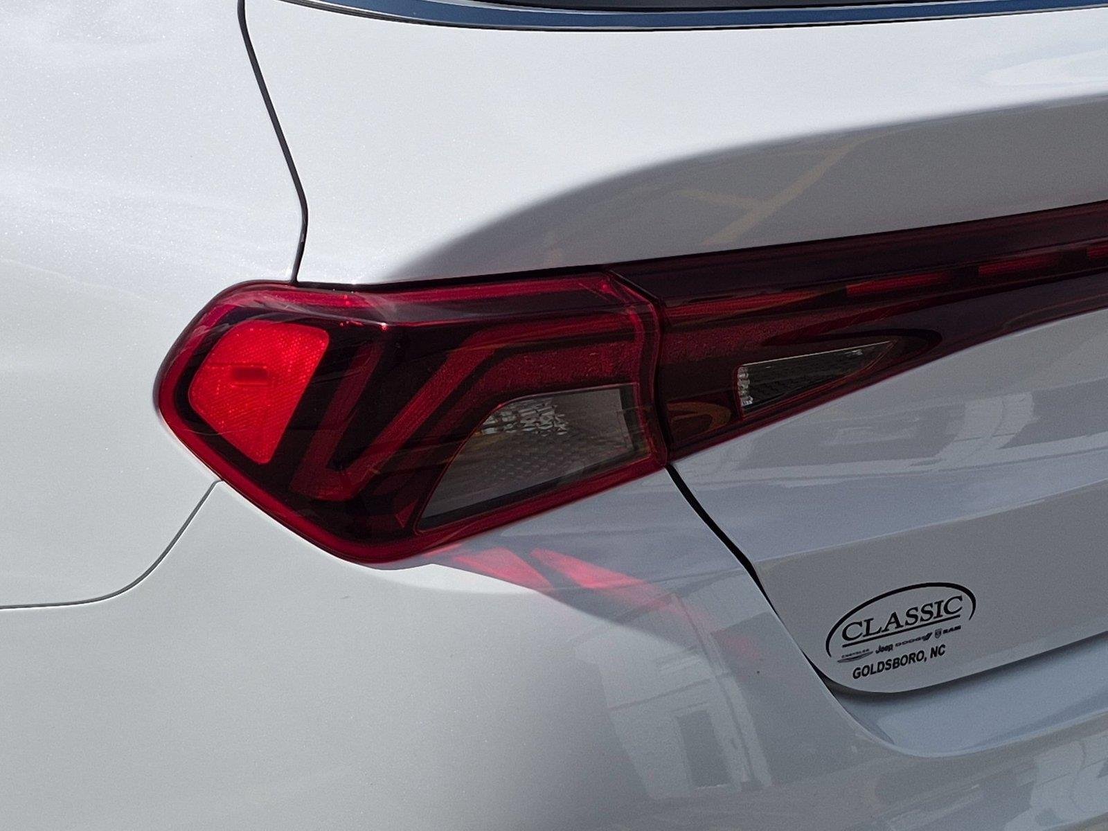 Used 2023 Glacial White Pearl Kia EX image 12