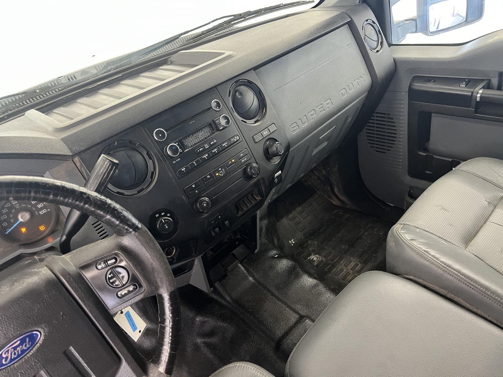 2014 Ford F-350 Super Duty XL - Photo 23