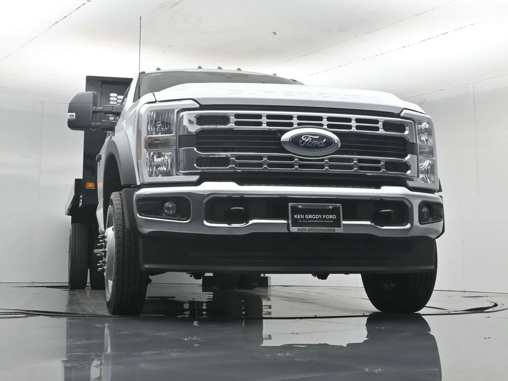 New 2026 Oxford White Ford XL image 44