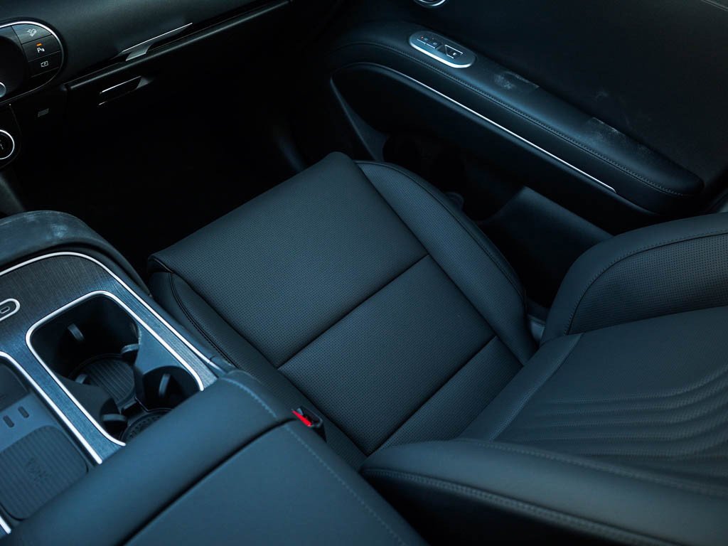 New 2026 Abyss Black Pearl Hyundai SEL Premium 8P AWD image 27