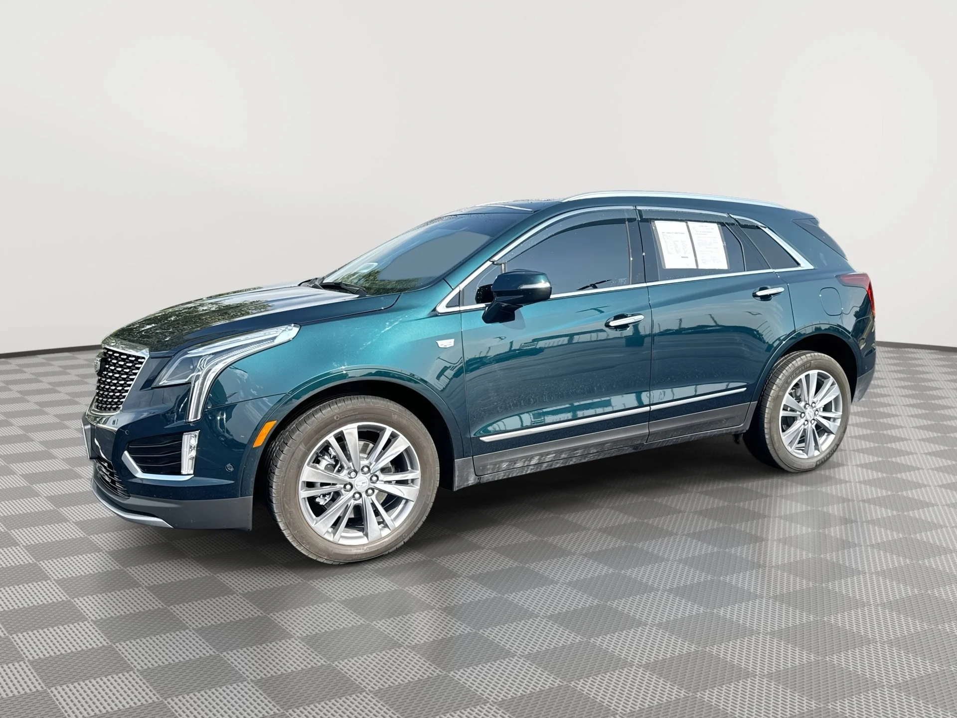 2025 Cadillac XT5