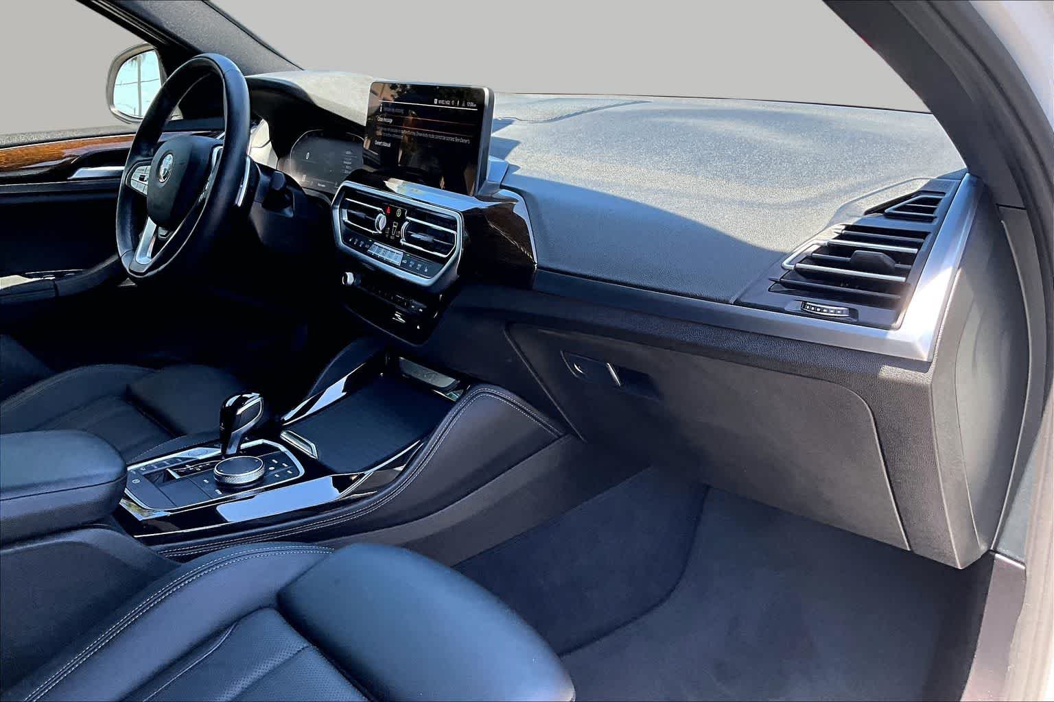Used 2024 Alpine White BMW xDrive30i image 19